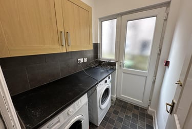 6 bed flat, Curzon Avenue, Longsight, Manchester, M145PU - Image 3